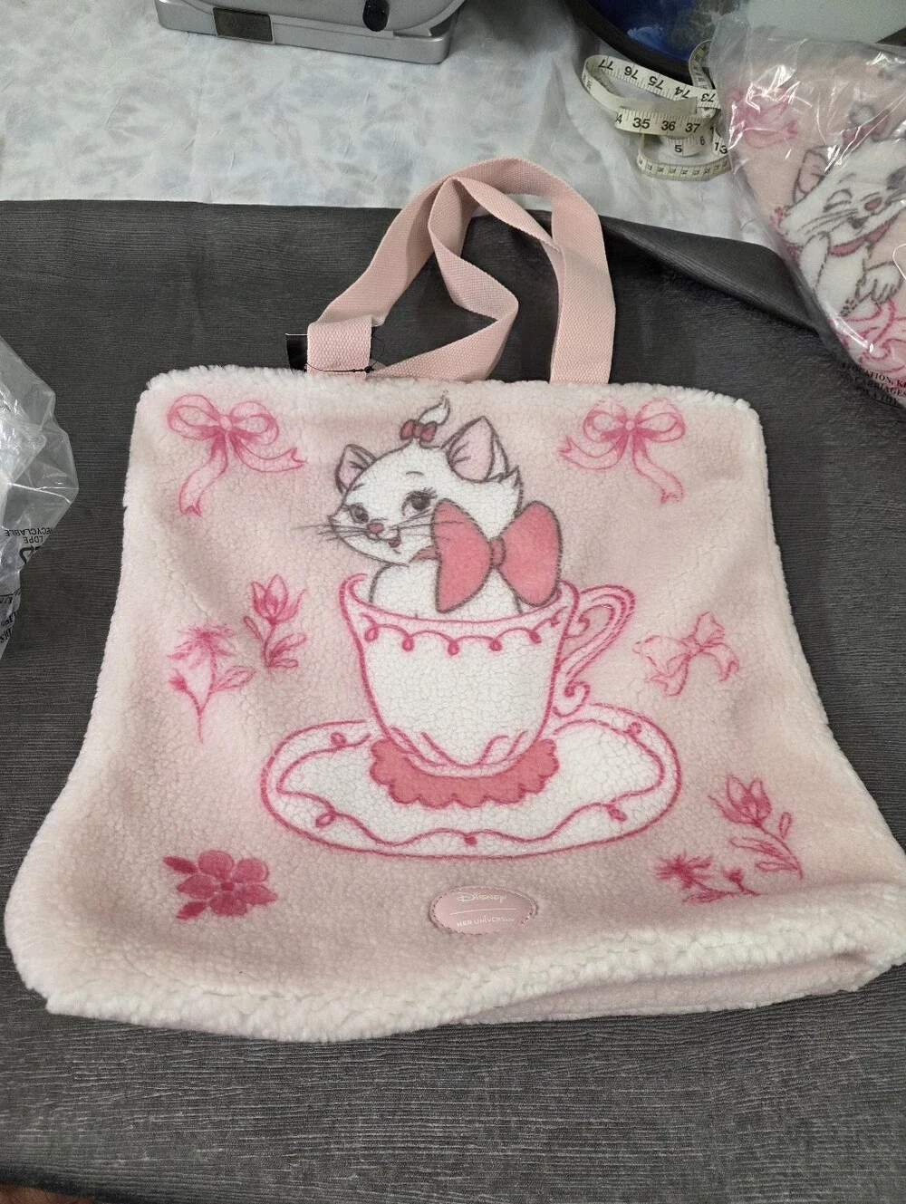 Her Universe Disney The Aristocats Marie Sherpa Tote Bag NEW